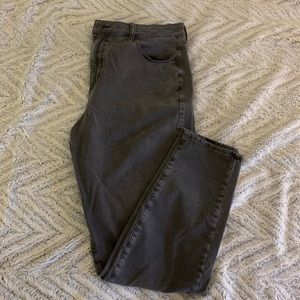 High Waisted Jegging. Size 16. American Eagle.